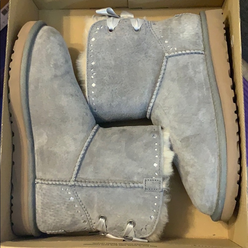 UGG boots with bow